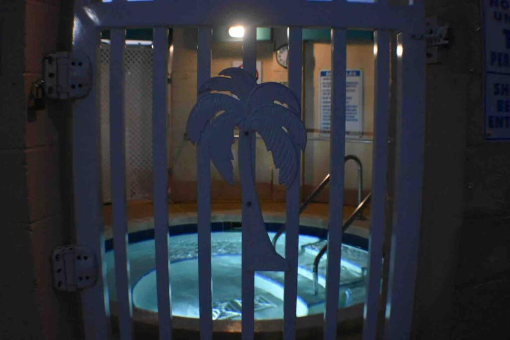 Pelican'S Roost, Waterfront Comfort At Venture Out Cudjoe Key 外观 照片
